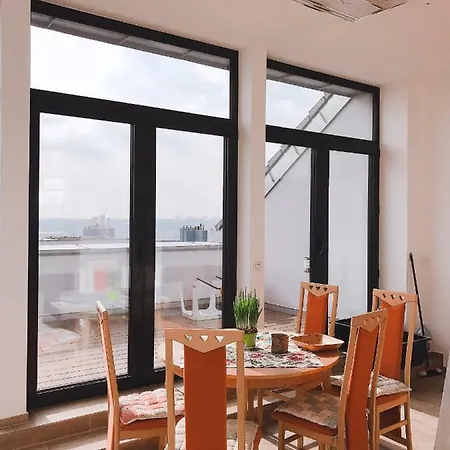 Villa 温馨的家 *